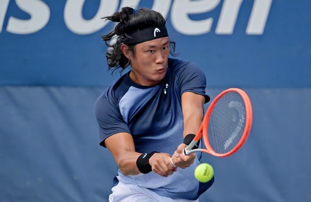 网球队主教练发声，誓言带队登顶的简单介绍