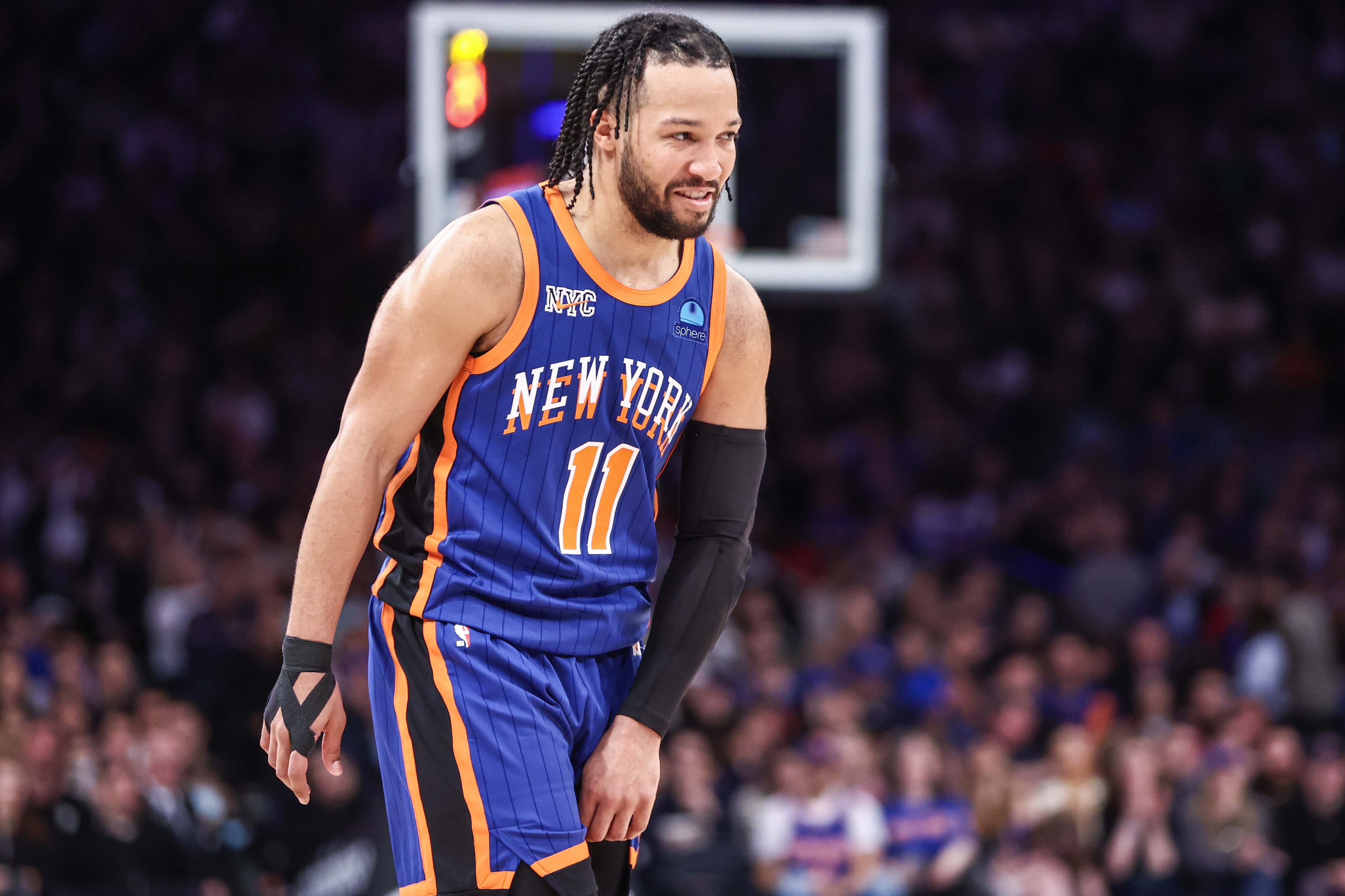 关于尼克斯鏖战太阳，布伦森状态火热的信息