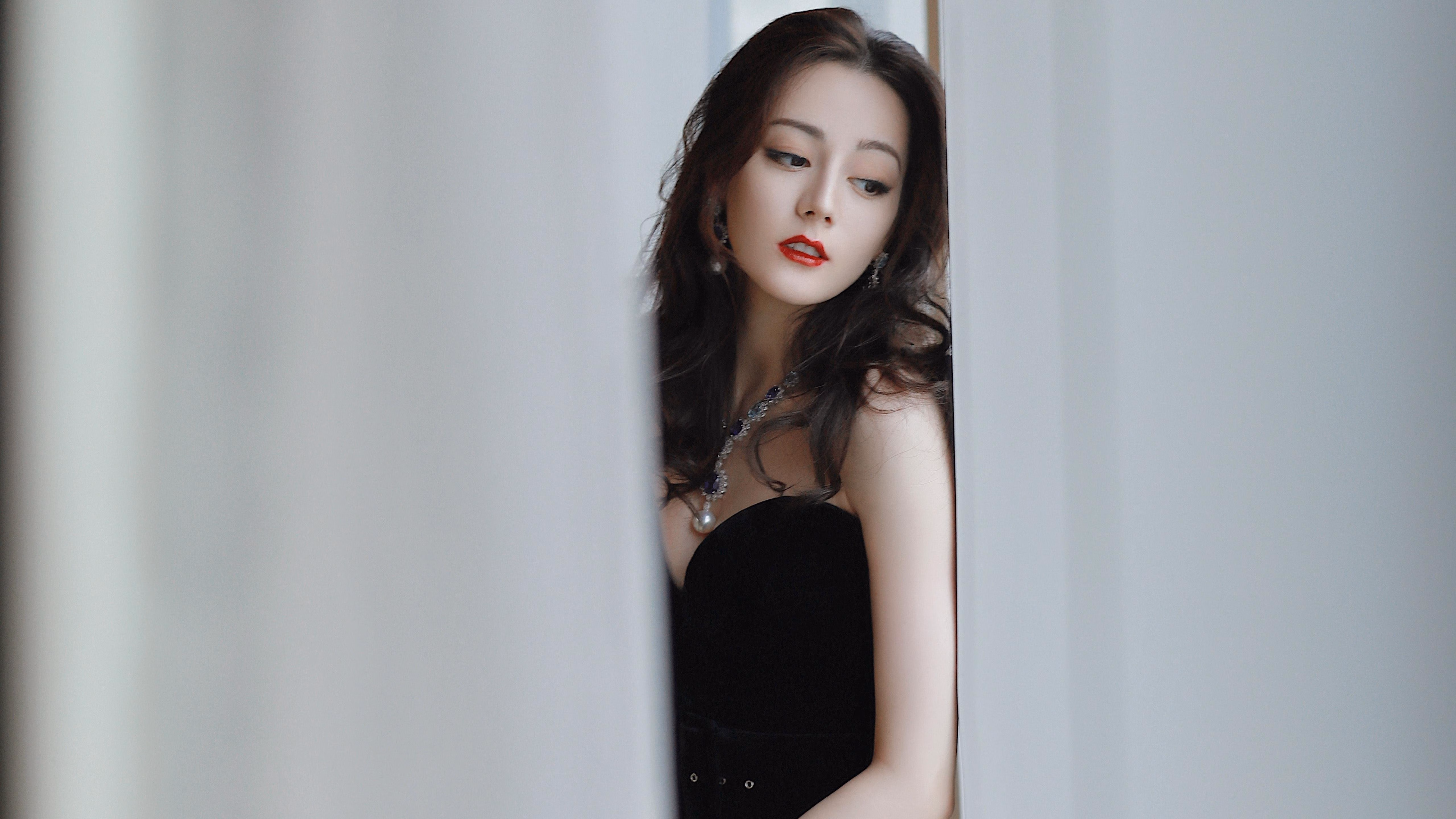 足球纪事，奥地利战术完胜美国，劳塔罗刷新南美射手纪录